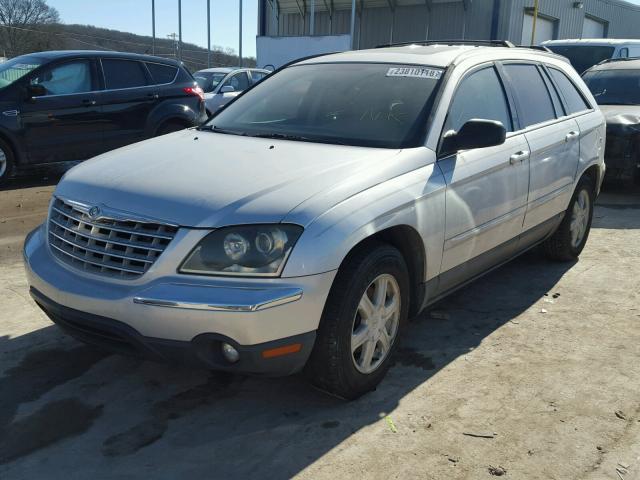 2C8GM68404R368041 - 2004 CHRYSLER PACIFICA SILVER photo 2