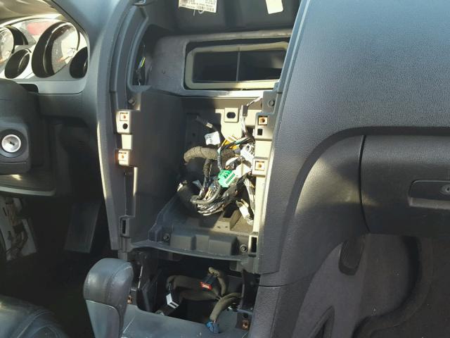 1GKEV33718J139582 - 2008 GMC ACADIA SLT თეთრი ფოტო 9