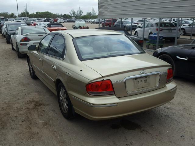 KMHWF35H34A996253 - 2004 HYUNDAI SONATA GLS GOLD photo 3