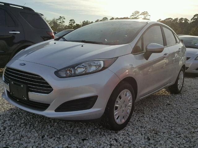 3FADP4AJ1HM153979 - 2017 FORD FIESTA S SILVER photo 2