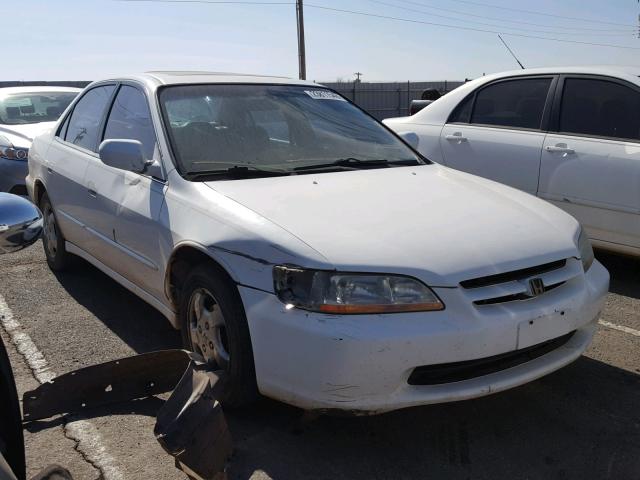 JHMCG5669YC038157 - 2000 HONDA ACCORD EX WHITE photo 1