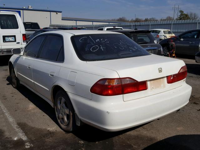 JHMCG5669YC038157 - 2000 HONDA ACCORD EX WHITE photo 3