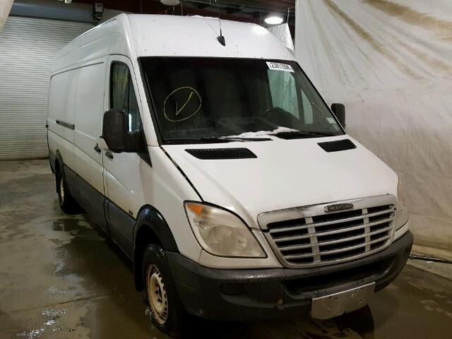 WDYPE845875160214 - 2007 FREIGHTLINER SPRINTER 2 WHITE photo 1