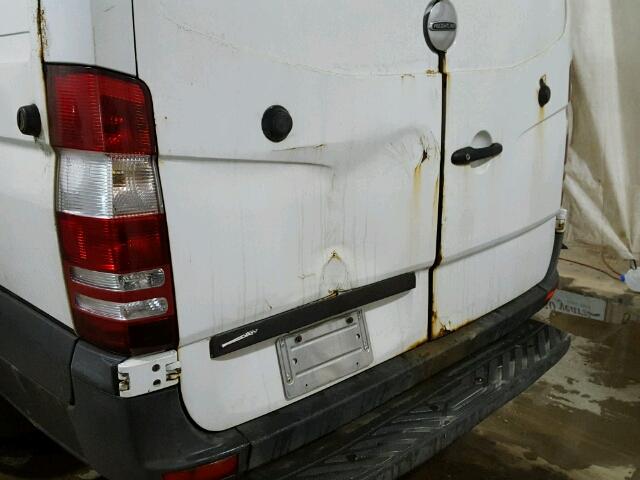 WDYPE845875160214 - 2007 FREIGHTLINER SPRINTER 2 WHITE photo 9