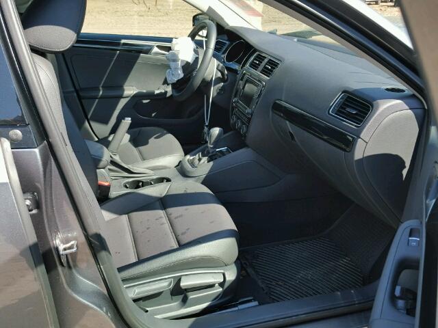 3VWL17AJ3HM273644 - 2017 VOLKSWAGEN JETTA SEL GRAY photo 5