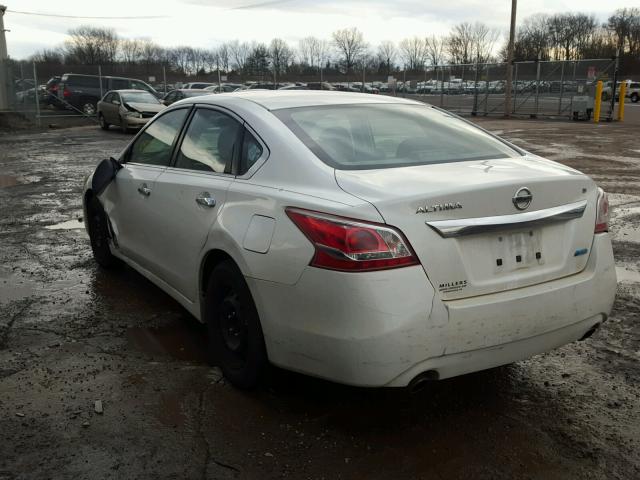 1N4AL3AP6DC247980 - 2013 NISSAN ALTIMA 2.5 WHITE photo 3