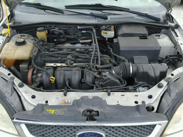 1FAFP34N95W253731 - 2005 FORD FOCUS ZX4 SILVER photo 7