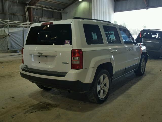 1J4NT1GA8BD132432 - 2011 JEEP PATRIOT SP WHITE photo 4