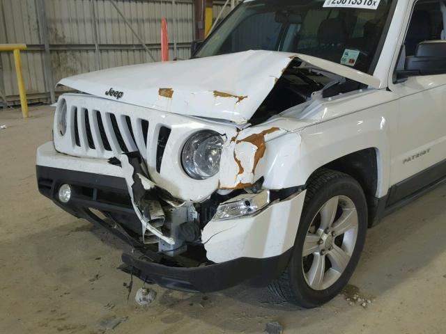 1J4NT1GA8BD132432 - 2011 JEEP PATRIOT SP WHITE photo 9