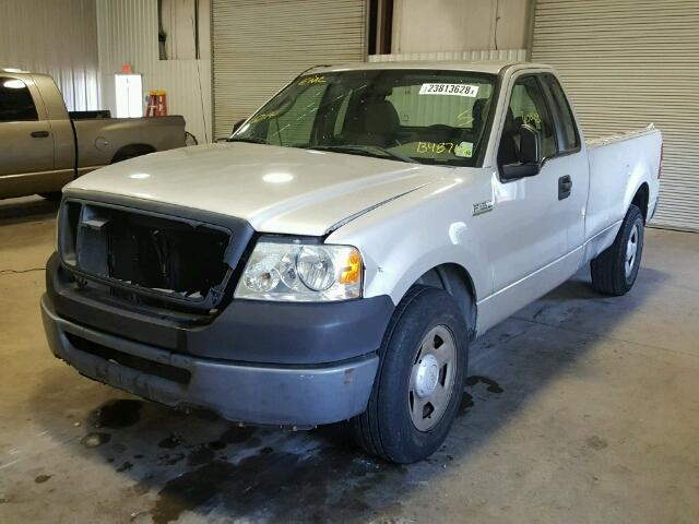 1FTRF12257KB48718 - 2007 FORD F150 SILVER photo 2