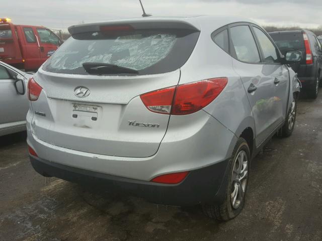 KM8JT3AB2BU314785 - 2011 HYUNDAI TUCSON GL SILVER photo 4