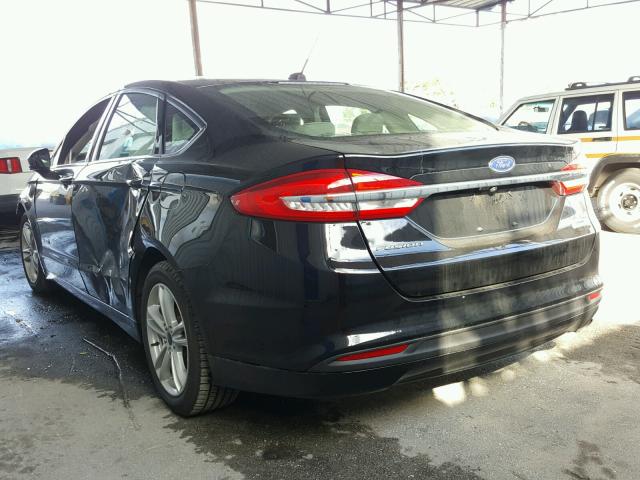 3FA6P0LU4JR127913 - 2018 FORD FUSION SE BLACK photo 3