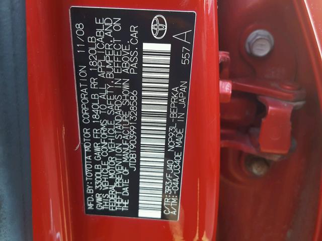 JTDBT903991328586 - 2009 TOYOTA YARIS RED photo 10