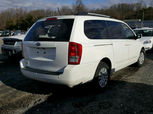 KNDMG4C77C6469679 - 2012 KIA SEDONA LX WHITE photo 4