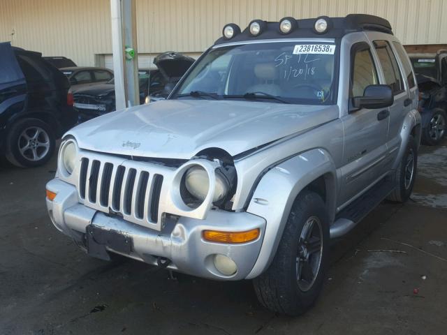 1J8GK38K73W714315 - 2003 JEEP LIBERTY RE SILVER photo 2