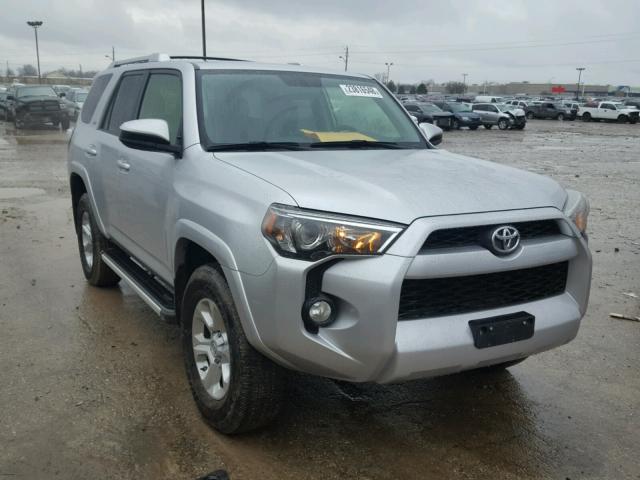 JTEBU5JRXF5273350 - 2015 TOYOTA 4RUNNER SR SILVER photo 1