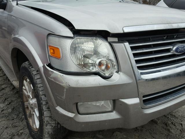 1FMEU33K87UA27597 - 2007 FORD EXPLORER S SILVER photo 9