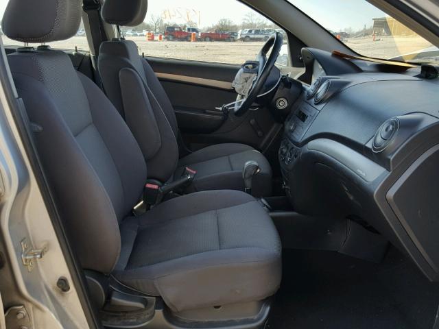 KL1TD56638B146507 - 2008 CHEVROLET AVEO BASE Gümüş fotoğraf 5