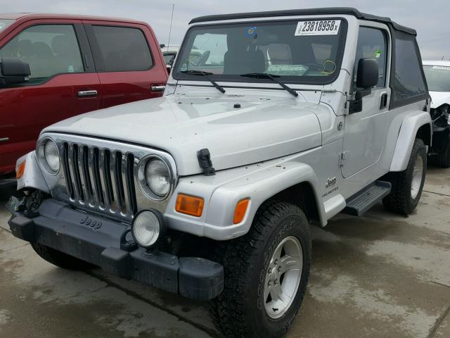 1J4FA44S16P726082 - 2006 JEEP WRANGLER / SILVER photo 2