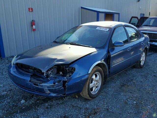 1FAFP53U82A156355 - 2002 FORD TAURUS SE BLUE photo 2