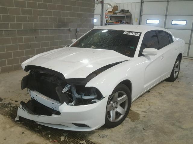 2C3CDXAT2CH221140 - 2012 DODGE CHARGER PO WHITE photo 2