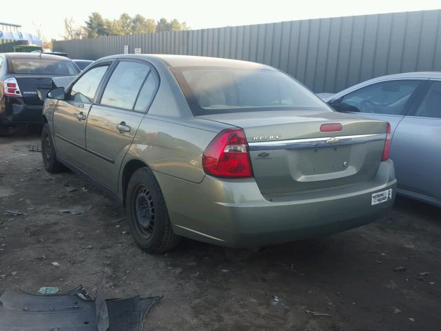 1G1ZS52F45F337185 - 2005 CHEVROLET MALIBU GREEN photo 3