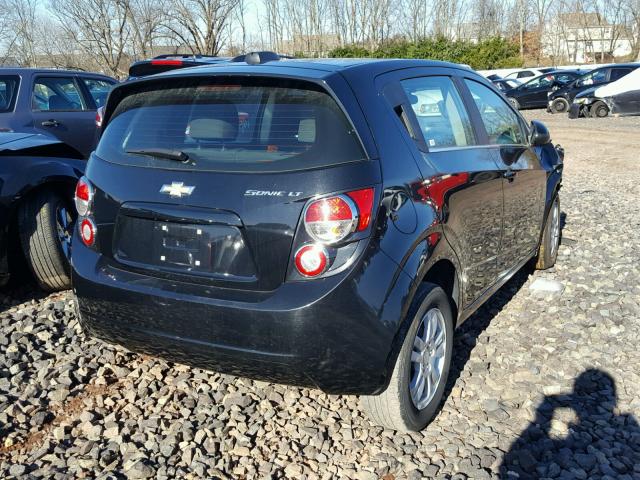 1G1JC6SH0G4137968 - 2016 CHEVROLET SONIC LT BLACK photo 4