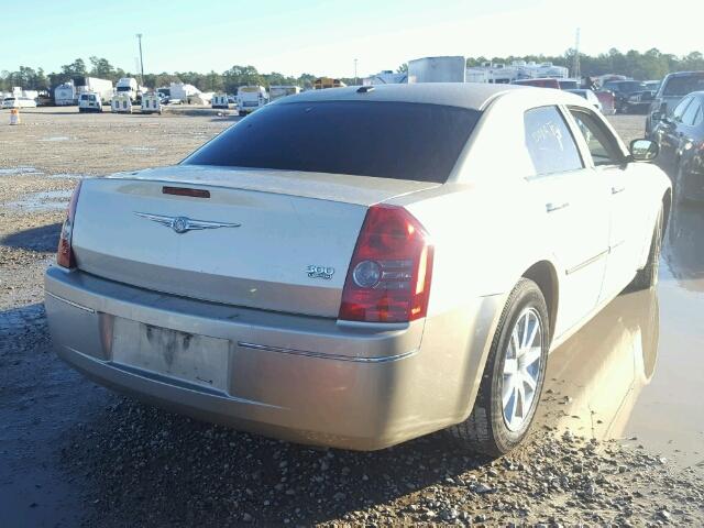 2C3CA5CV0AH147337 - 2010 CHRYSLER 300 TOURIN TAN photo 4