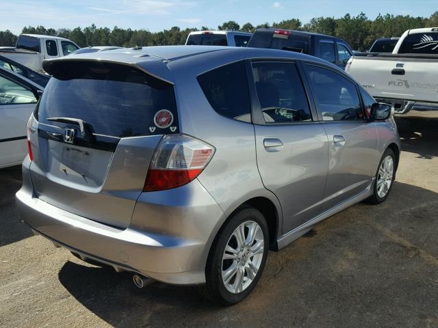 JHMGE874X9S045373 - 2009 HONDA FIT SPORT SILVER photo 4