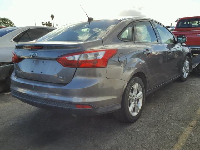 1FADP3F2XDL340774 - 2013 FORD FOCUS SE GRAY photo 4