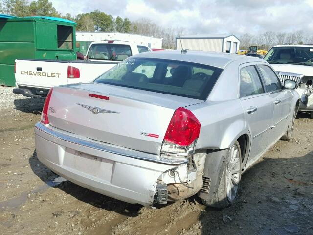 2C3LA63H58H133752 - 2008 CHRYSLER 300C SILVER photo 4