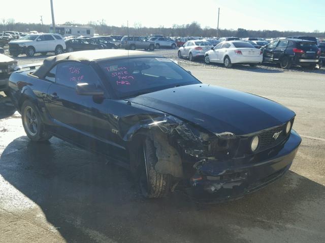 1ZVHT85H455203729 - 2005 FORD MUSTANG GT BLACK photo 1