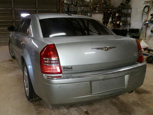 2C3LA63H86H198009 - 2006 CHRYSLER 300C SILVER photo 3