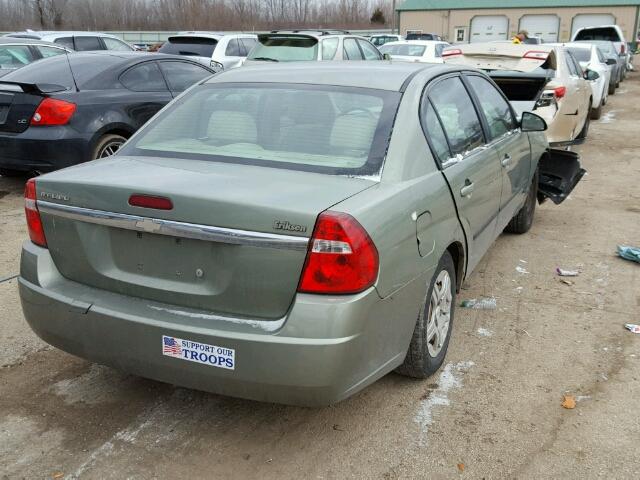 1G1ZS52F34F246164 - 2004 CHEVROLET MALIBU GREEN photo 4