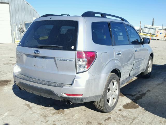 JF2SH6DC9AH772722 - 2010 SUBARU FORESTER 2 SILVER photo 4