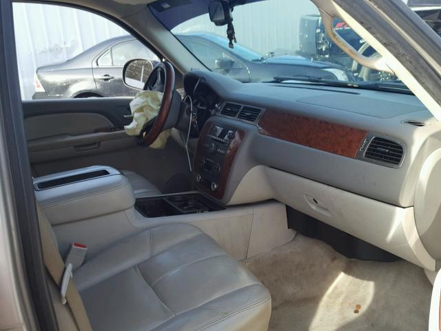 1GNFK13007J256401 - 2007 CHEVROLET TAHOE K150 TAN photo 5