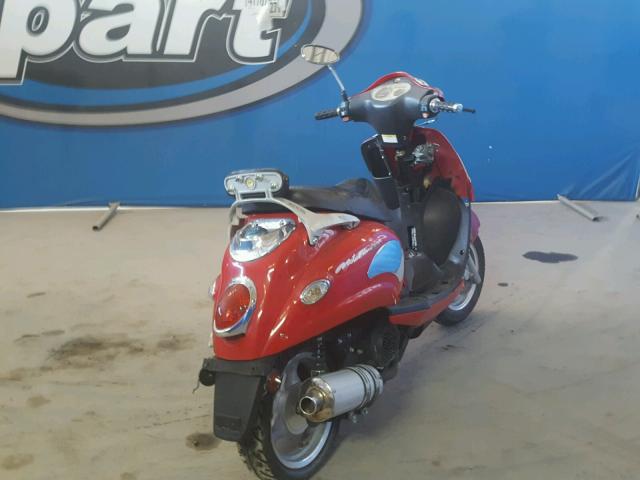 LFFMKT167D1000033 - 2013 OTHER MOTO SCOO RED photo 4