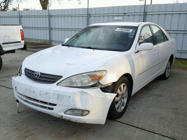 JTDBE32KX30238548 - 2003 TOYOTA CAMRY LE WHITE photo 2