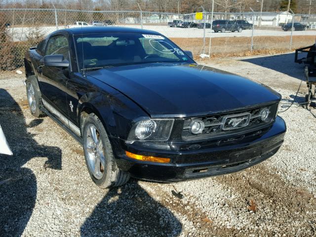 1ZVHT80N285162101 - 2008 FORD MUSTANG BLACK photo 1