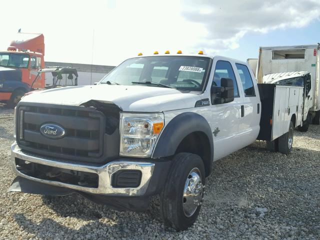 1FD0W4GT3BED06682 - 2011 FORD F450 SUPER WHITE photo 2