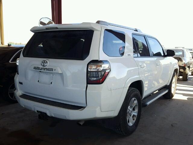 JTEZU5JR5E5067768 - 2014 TOYOTA 4RUNNER SR WHITE photo 4