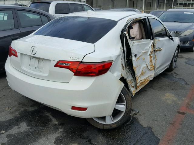 19VDE1F32EE000602 - 2014 ACURA ILX 20 WHITE photo 4