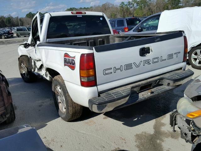 1GCEC14W92Z233343 - 2002 CHEVROLET SILVERADO WHITE photo 3