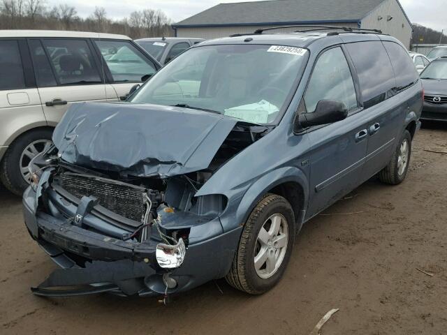 2D4GP44L17R181778 - 2007 DODGE GRAND CARA BLUE photo 2