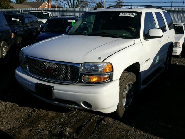 1GKEK63U35J197026 - 2005 GMC YUKON DENA WHITE photo 2