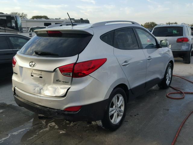 KM8JU3AC3BU172274 - 2011 HYUNDAI TUCSON GLS SILVER photo 4