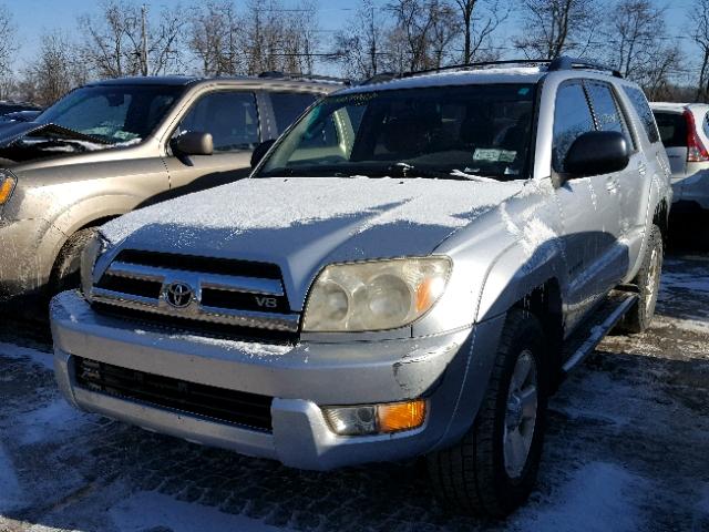 JTEBT14R950055645 - 2005 TOYOTA 4RUNNER SR SILVER photo 2