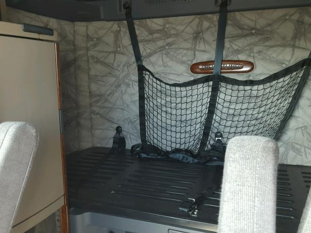 1FUJGLDR8CSBD6449 - 2012 FREIGHTLINER CASCADIA 1 WHITE photo 6