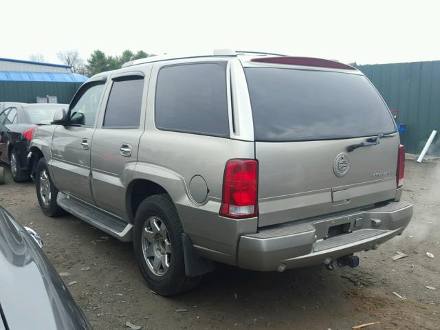 1GYEK63N22R161663 - 2002 CADILLAC ESCALADE L GOLD photo 3