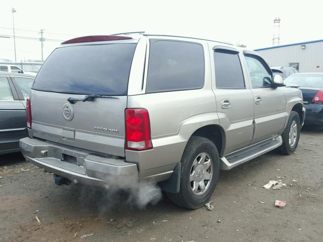 1GYEK63N22R161663 - 2002 CADILLAC ESCALADE L GOLD photo 4